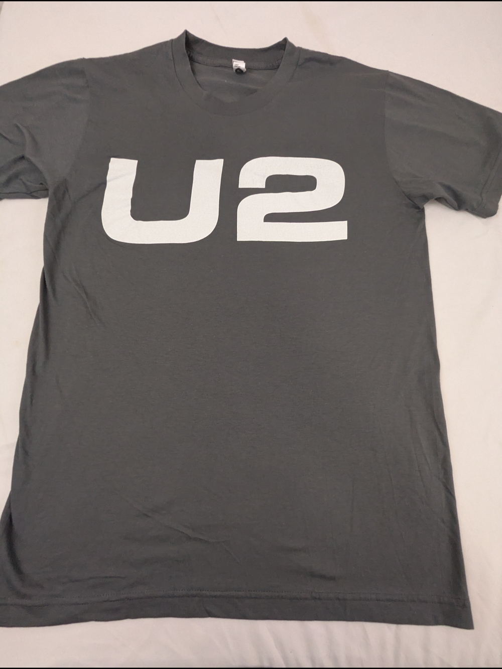 U2 2018 NWOT  Experience + Innocence Tour Concert Tee Dates/Loc On Back Medium
